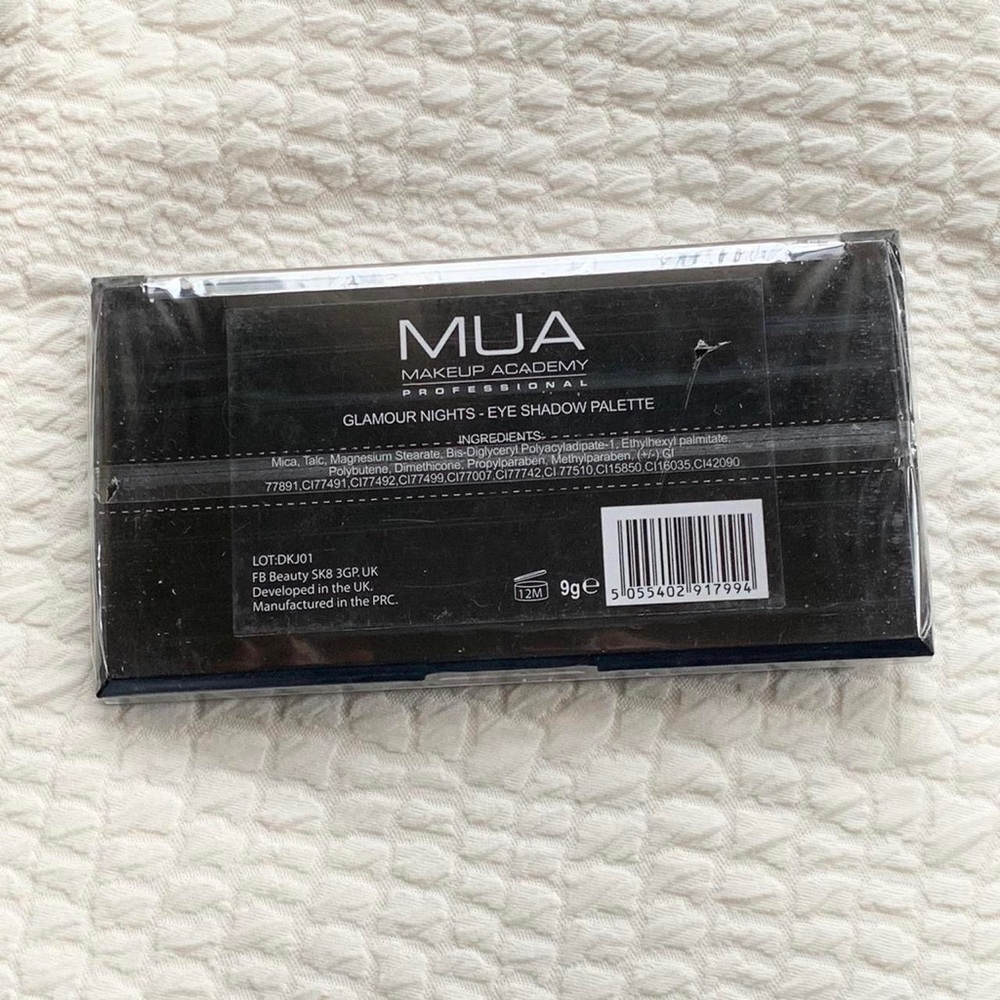 MUA Makeup Academy Professional Glamour Nights Eyeshadow Palette - Picture 2 of 4